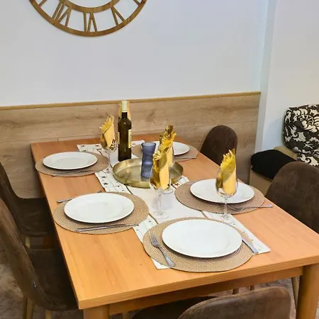 Nexthome Terrace & Boulevard Center יורט דה מאר